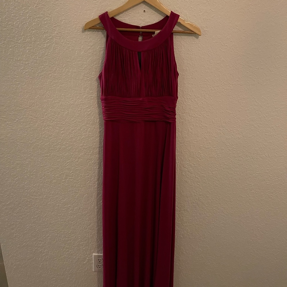 Long dress burgundy short sleeve size 12 from top to bottom 59”